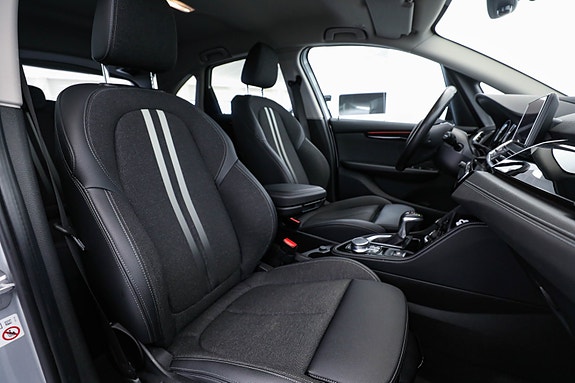 BMW 225xe 20 of 30