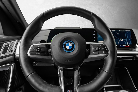 BMW iX2 24 of 30