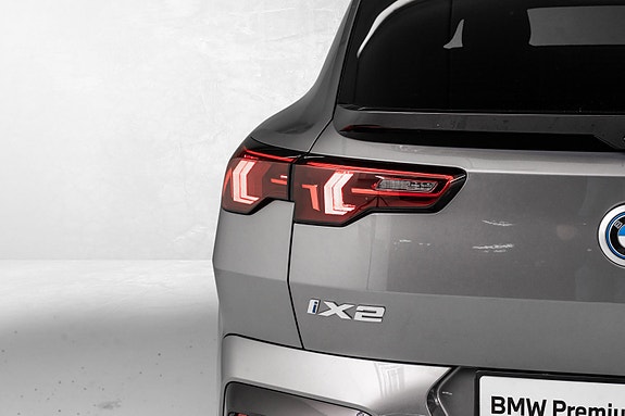 BMW iX2 9 of 30