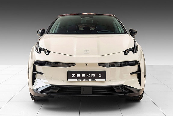 Zeekr X 5 of 29
