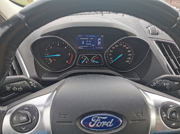 Ford Kuga 6 of 10