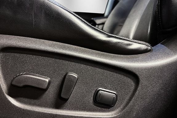 Nissan X-Trail 18 of 30