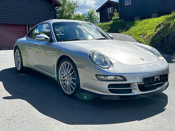 Porsche 911 6 of 18