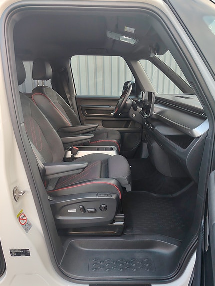 Volkswagen ID. Buzz 9 of 23