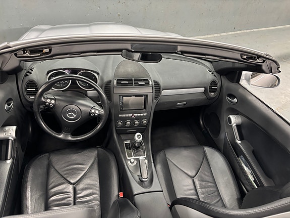 Mercedes-Benz SLK200 15 of 21