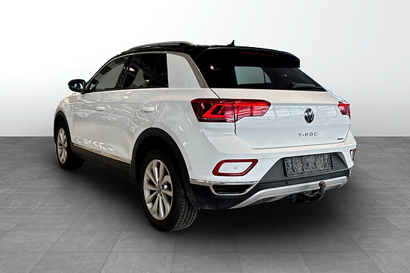 Volkswagen T-Roc 6 of 17
