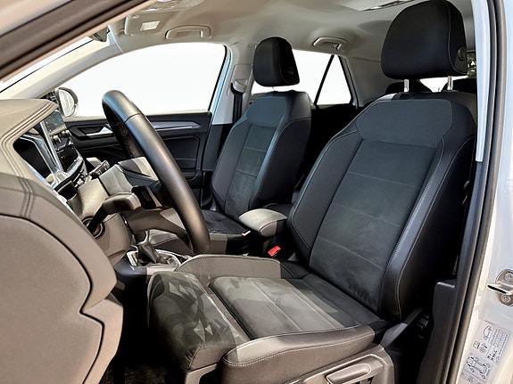 Volkswagen T-Roc 7 of 17