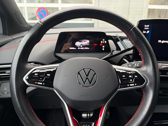 Volkswagen ID.5 GTX 17 of 30
