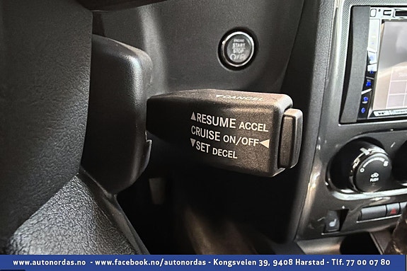Dodge Challenger 24 of 30