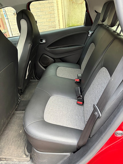 Renault Zoe 9 of 9