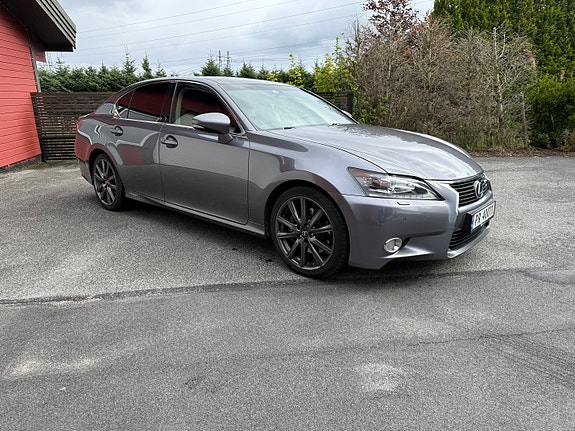 Lexus GS300h 5 of 26
