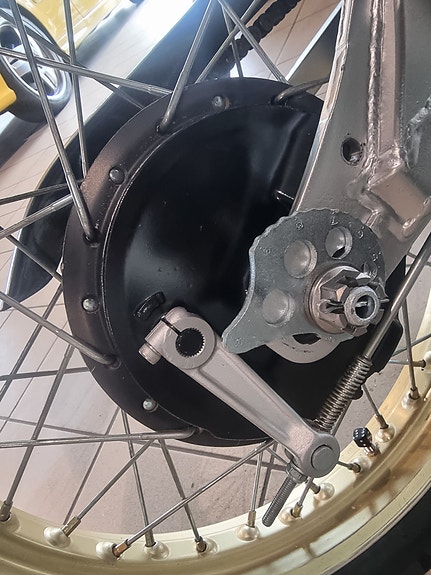 Yamaha XT 550 19 of 20