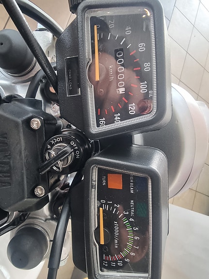 Yamaha XT 550 15 of 20