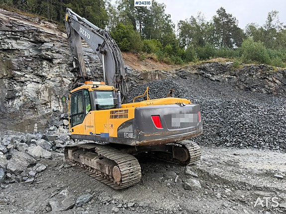 Volvo EC240CL Gravemaskin m/tannskuffe 9 of 30
