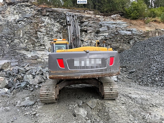 Volvo EC240CL Gravemaskin m/tannskuffe 12 of 30