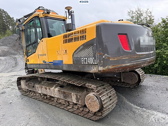 Volvo EC240CL Gravemaskin m/tannskuffe 8 of 30