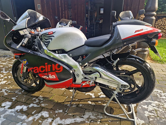 Aprilia RS 250 Racing Nero Diablo 3 of 23