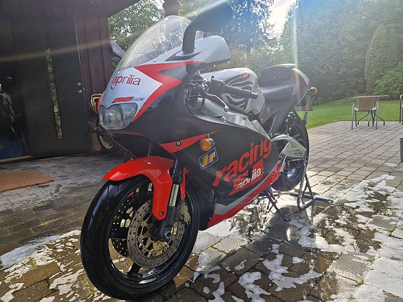 Aprilia RS 250 Racing Nero Diablo 7 of 23