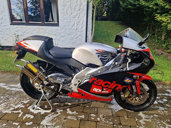 Aprilia RS 250 Racing Nero Diablo 2 of 23