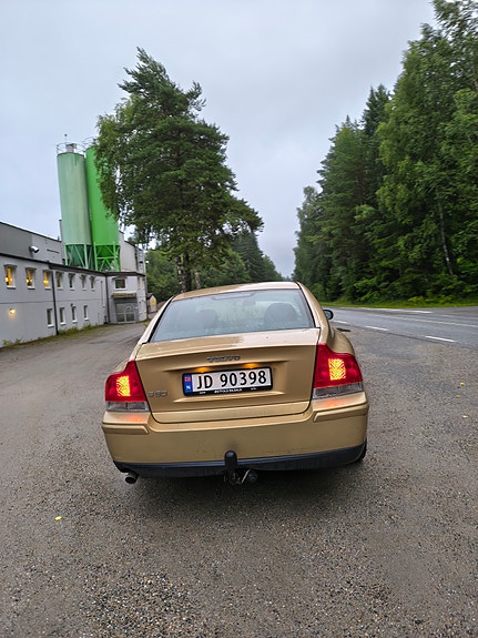Volvo S60 14 of 15