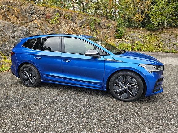 Skoda Enyaq RS 4 of 30