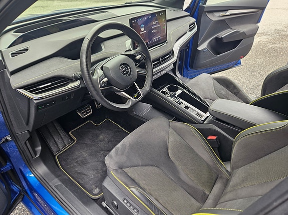 Skoda Enyaq RS 15 of 30