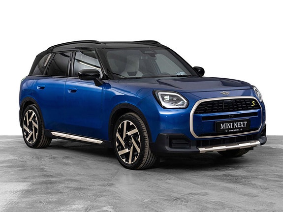 MINI Countryman SE 3 of 13