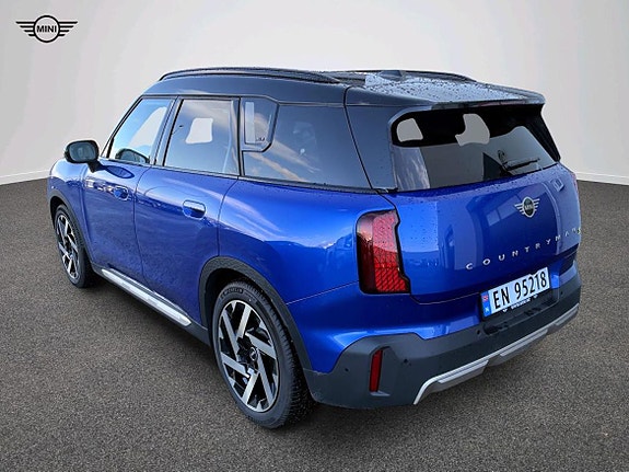 MINI Countryman SE 7 of 13