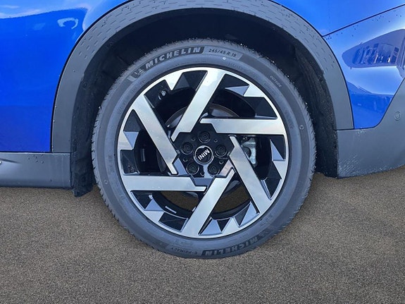 MINI Countryman SE 13 of 13