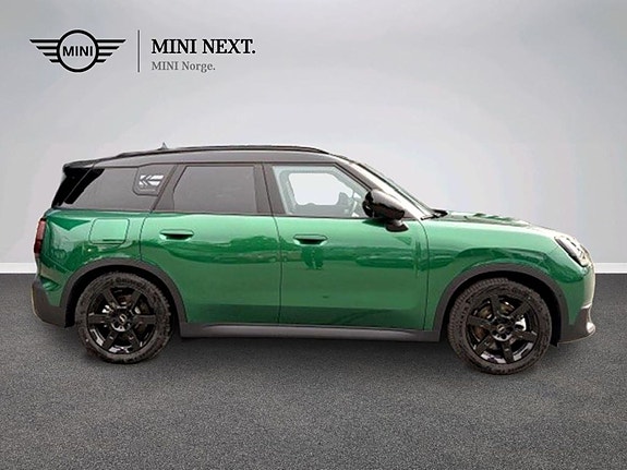 MINI Countryman SE 4 of 12