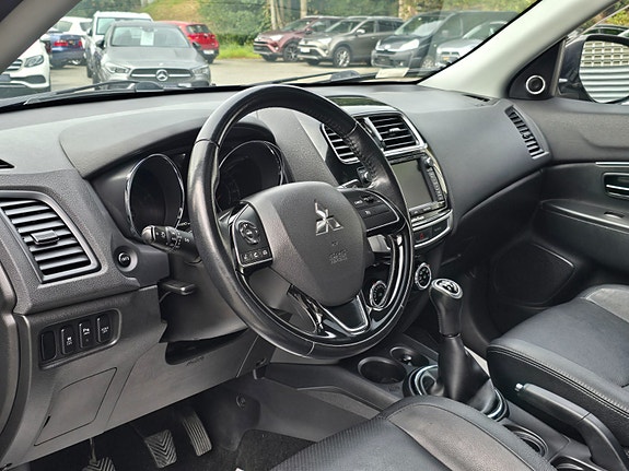 Mitsubishi ASX 14 of 30