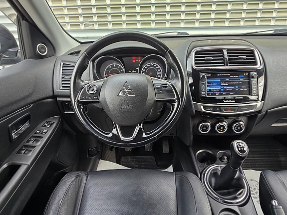 Mitsubishi ASX 3 of 30