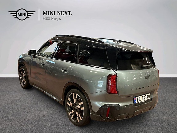 MINI Countryman SE 7 of 11