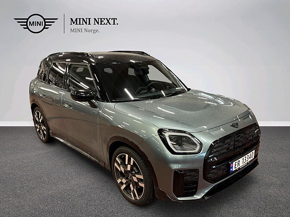 MINI Countryman SE 3 of 11