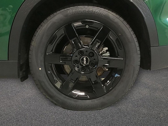 MINI Countryman SE 13 of 16