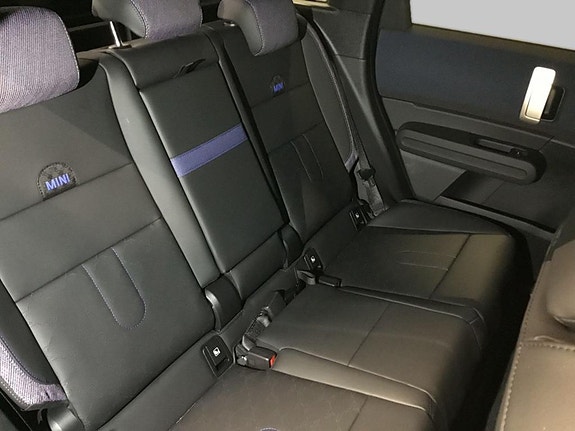 MINI Countryman SE 11 of 16