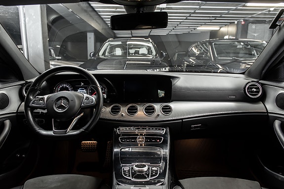 Mercedes-Benz E220 d 10 of 19