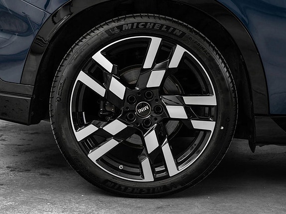 MINI Countryman SE 13 of 15