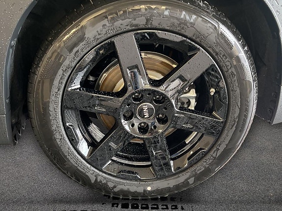 MINI Countryman SE 11 of 11