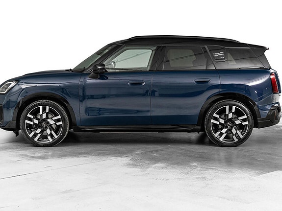 MINI Countryman SE 7 of 12