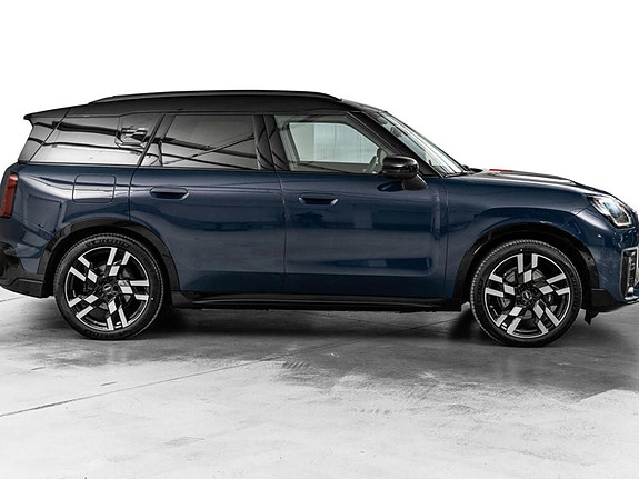 MINI Countryman SE 3 of 12