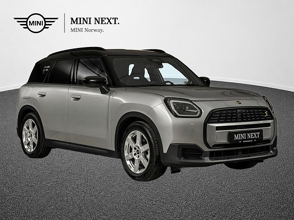 MINI Countryman SE 3 of 11