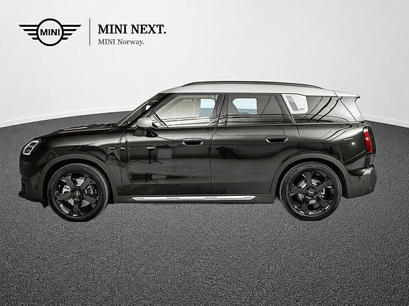 MINI Countryman SE 8 of 15