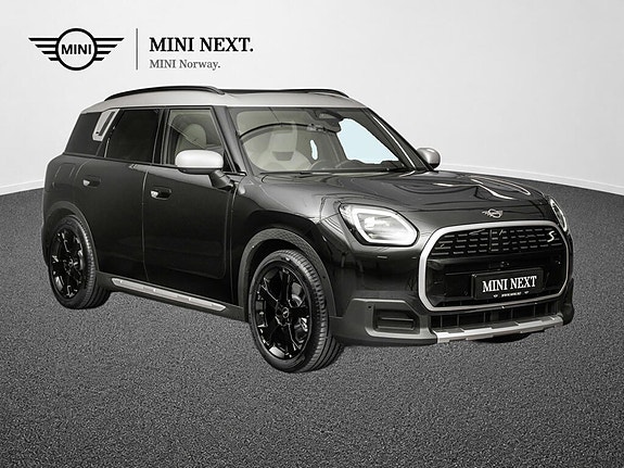 MINI Countryman SE 3 of 15