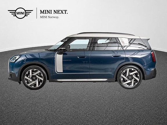MINI Countryman SE 8 of 12