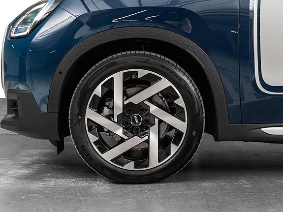MINI Countryman SE 12 of 12