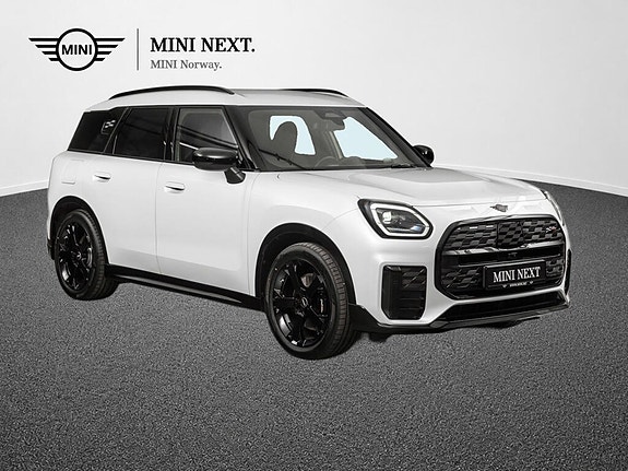 MINI Countryman SE 3 of 12