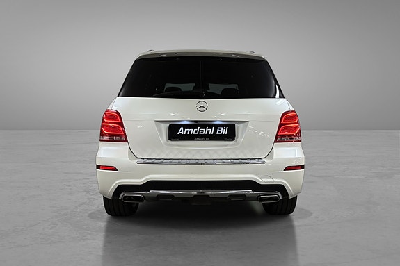 Mercedes-Benz GLK220 5 of 12