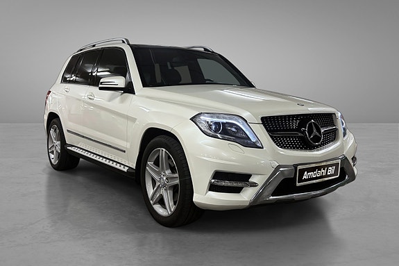 Mercedes-Benz GLK220 3 of 12