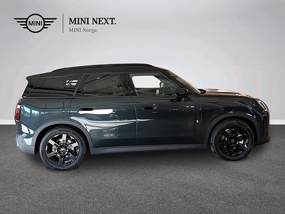 MINI Countryman SE 4 of 12